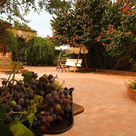 Mouzaliko Guesthouse Mansion Kampochora  Ngoại thất bức ảnh