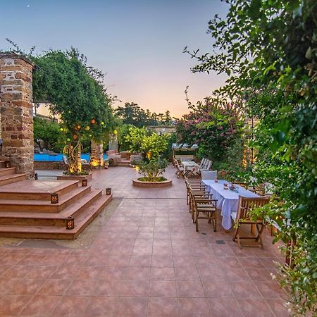 Mouzaliko Guesthouse Mansion Kampochora  Ngoại thất bức ảnh